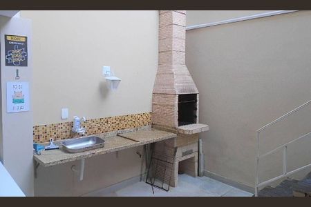 Casa à venda com 3 quartos, 169m² em Vila Antonio, São Paulo