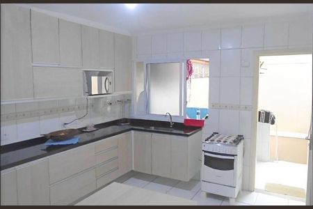 Casa à venda com 3 quartos, 169m² em Vila Antonio, São Paulo