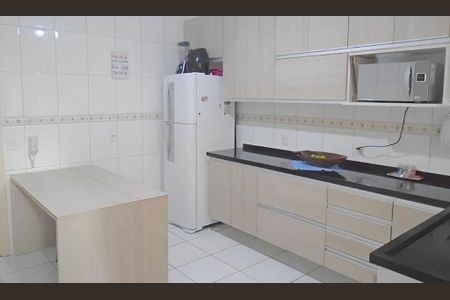 Casa à venda com 3 quartos, 169m² em Vila Antonio, São Paulo
