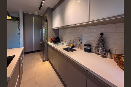 Apartamento à venda com 58m², 2 quartos e 1 vaga