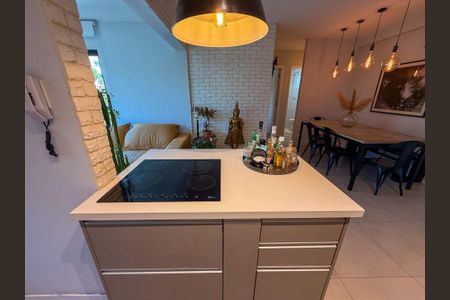 Apartamento à venda com 58m², 2 quartos e 1 vaga