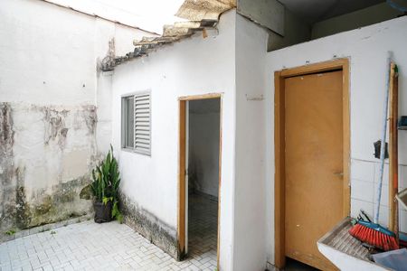 Casa à venda com 84m², 2 quartos e 1 vagaÁrea de serviço