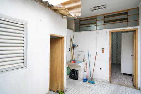 Casa à venda com 84m², 2 quartos e 1 vagaÁrea de serviço
