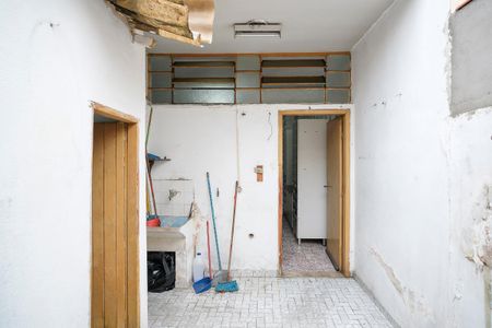 Casa à venda com 84m², 2 quartos e 1 vagaÁrea de serviço