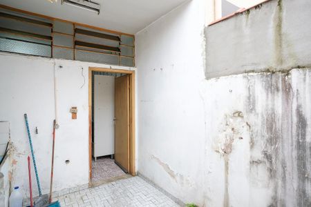 Casa à venda com 84m², 2 quartos e 1 vagaÁrea de serviço