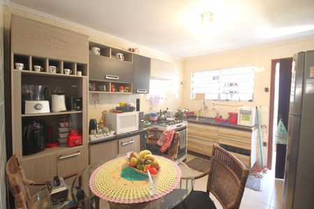Casa à venda com 103m², 3 quartos e 3 vagasCozinha