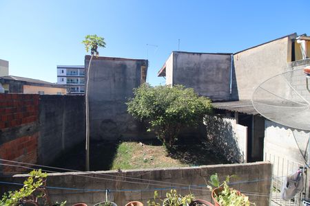 Casa à venda com 103m², 3 quartos e 3 vagasFundos da casa