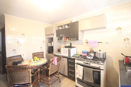 Casa à venda com 103m², 3 quartos e 3 vagasCozinha