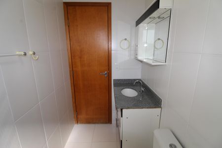 Apartamento para alugar com 65m², 2 quartos e 1 vagaBanheiro