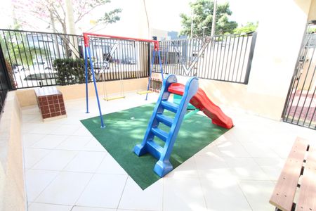 Apartamento para alugar com 65m², 2 quartos e 1 vagaÁrea comum - Playground