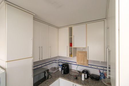Apartamento à venda com 55m², 2 quartos e 1 vaga Apartamento à venda com 55m², 2 quartos e 1 vagaCozinha e Área de Serviço