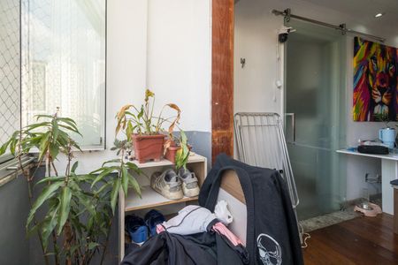 Apartamento à venda com 55m², 2 quartos e 1 vaga Apartamento à venda com 55m², 2 quartos e 1 vagaVaranda da Sala
