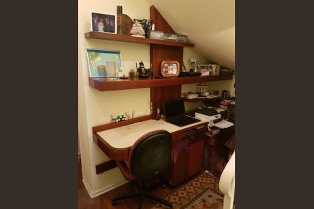 Casa à venda com 3 quartos, 200m² em Campo Belo, São Paulo