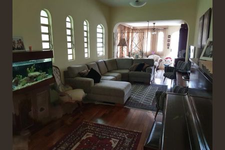 Casa à venda com 3 quartos, 200m² em Campo Belo, São Paulo