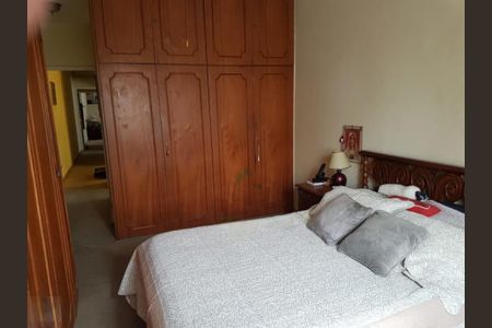 Casa à venda com 3 quartos, 200m² em Campo Belo, São Paulo
