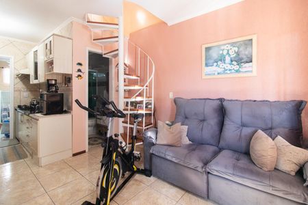 Sala de casa à venda com 2 quartos, 90m² em Hípica, Porto Alegre