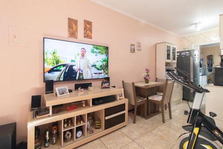 Sala de casa à venda com 2 quartos, 90m² em Hípica, Porto Alegre