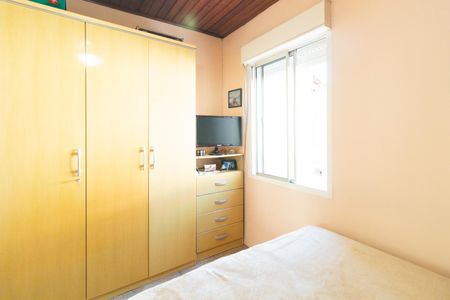 Quarto 2 de casa à venda com 2 quartos, 90m² em Hípica, Porto Alegre