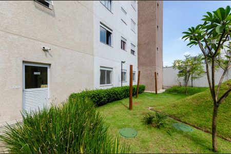 Apartamento à venda com 35m², 2 quartos e sem vagaÁrea comum