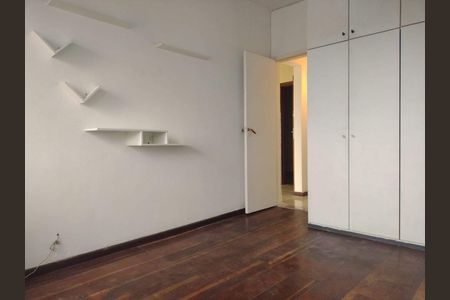 Apartamento à venda com 53m², 1 quarto e 1 vaga