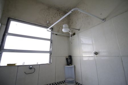 Casa à venda com 120m², 2 quartos e sem vagaBanheiro