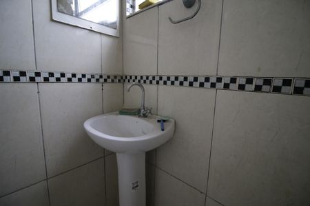 Casa à venda com 120m², 2 quartos e sem vagaBanheiro
