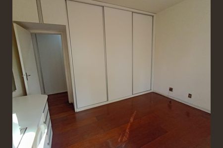 Casa à venda com 7 quartos, 341m² em Ipiranga, Belo Horizonte