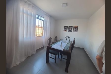 Casa à venda com 7 quartos, 341m² em Ipiranga, Belo Horizonte