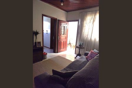 Casa à venda com 109m², 2 quartos e 1 vagaSala