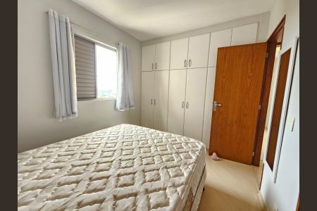 Quarto de apartamento para alugar com 2 quartos, 65m² em Parque das Flores, Campinas