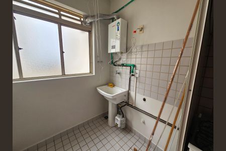 Apartamento para alugar com 65m², 2 quartos e 1 vaga Apartamento para alugar com 65m², 2 quartos e 1 vagaÁrea de serviço