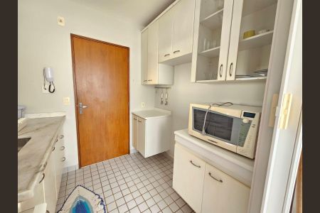 Apartamento para alugar com 65m², 2 quartos e 1 vaga Apartamento para alugar com 65m², 2 quartos e 1 vagaCozinha