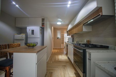 Apartamento à venda com 140m², 3 quartos e 2 vagasCozinha