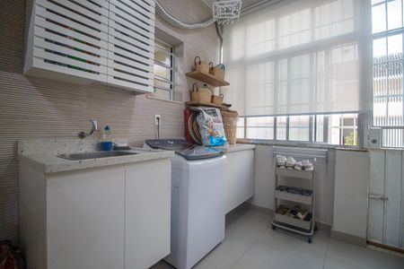 Apartamento à venda com 140m², 3 quartos e 2 vagasÁrea de Serviço