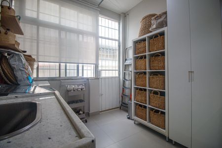 Apartamento à venda com 140m², 3 quartos e 2 vagasÁrea de Serviço