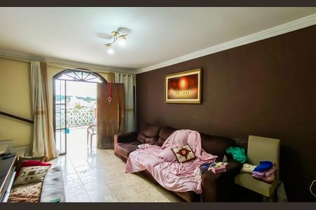 Casa para alugar com 3 quartos, 90m² em Jardim Maringa, São Paulo
