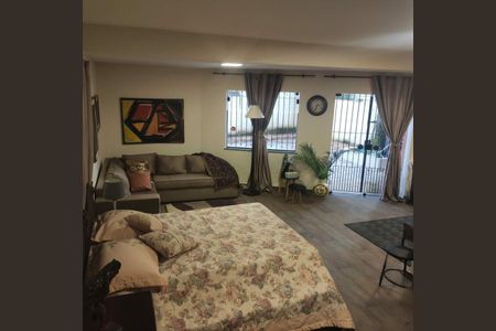 Casa à venda com 330m², 3 quartos e 2 vagas
