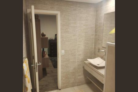 Casa à venda com 330m², 3 quartos e 2 vagas