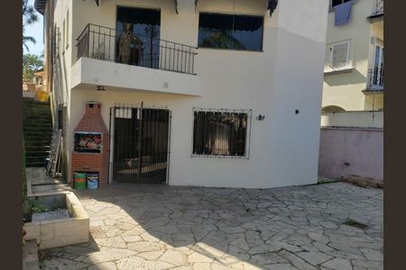 Casa à venda com 330m², 3 quartos e 2 vagas