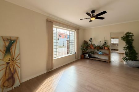 Casa para alugar com 150m², 3 quartos e 4 vagasSala