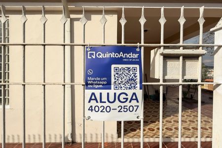 Casa para alugar com 150m², 3 quartos e 4 vagasplaquinha