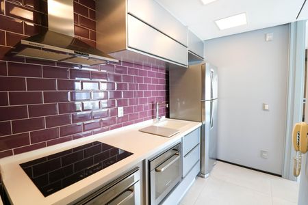 Apartamento à venda com 70m², 1 quarto e 2 vagas Apartamento à venda com 70m², 1 quarto e 2 vagasCozinha
