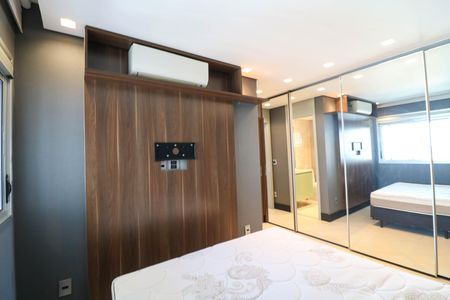 Apartamento à venda com 70m², 1 quarto e 2 vagas Apartamento à venda com 70m², 1 quarto e 2 vagasSuíte