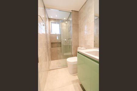 Apartamento à venda com 70m², 1 quarto e 2 vagas Apartamento à venda com 70m², 1 quarto e 2 vagasBanheiro da Suíte