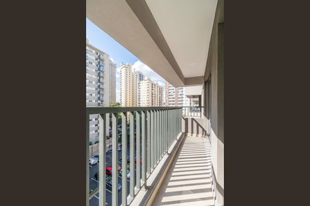 Apartamento para alugar com 1 quarto, 53m² em Alphaville Industrial, Barueri