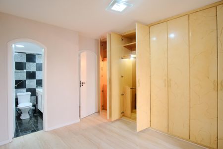 Apartamento para alugar com 160m², 4 quartos e 2 vagasSuíte 1