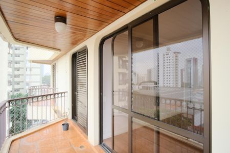 Apartamento para alugar com 160m², 4 quartos e 2 vagasVaranda da Sala e Escritório