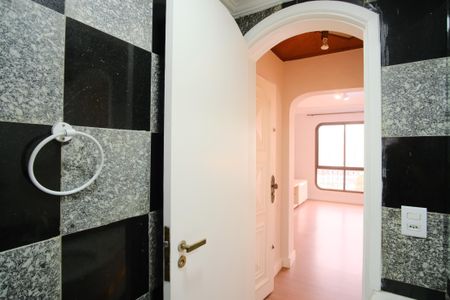 Apartamento para alugar com 160m², 4 quartos e 2 vagasLavabo