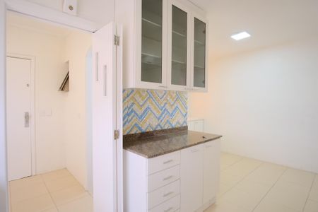 Apartamento para alugar com 160m², 4 quartos e 2 vagasCozinha
