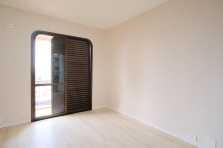Apartamento para alugar com 160m², 4 quartos e 2 vagasSuíte 1